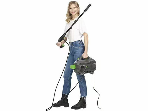 کارواش برای ماشین و نمای ساختمان