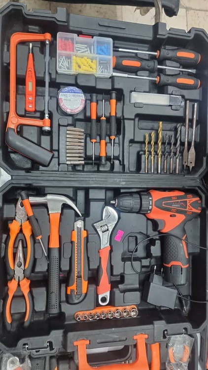 جعبه ابزار همراه دریل شارژی