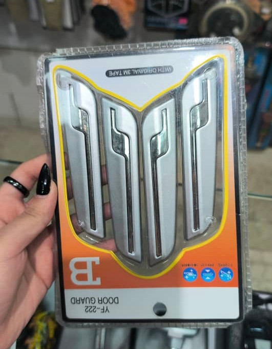 ضربه گیر در اتومبیل