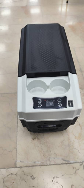 یخچال خودرو